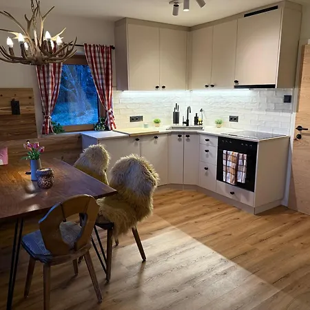 Holiday home Haensles Huette *